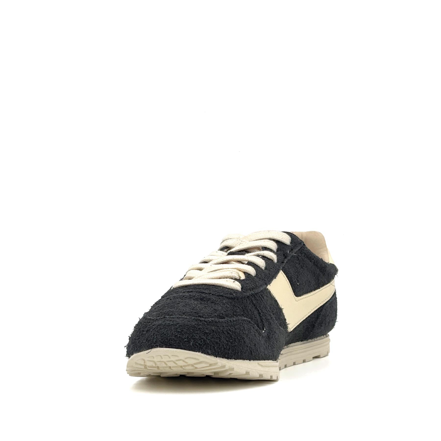 Windspin Low Women Suede Leather Black Rutabaga
