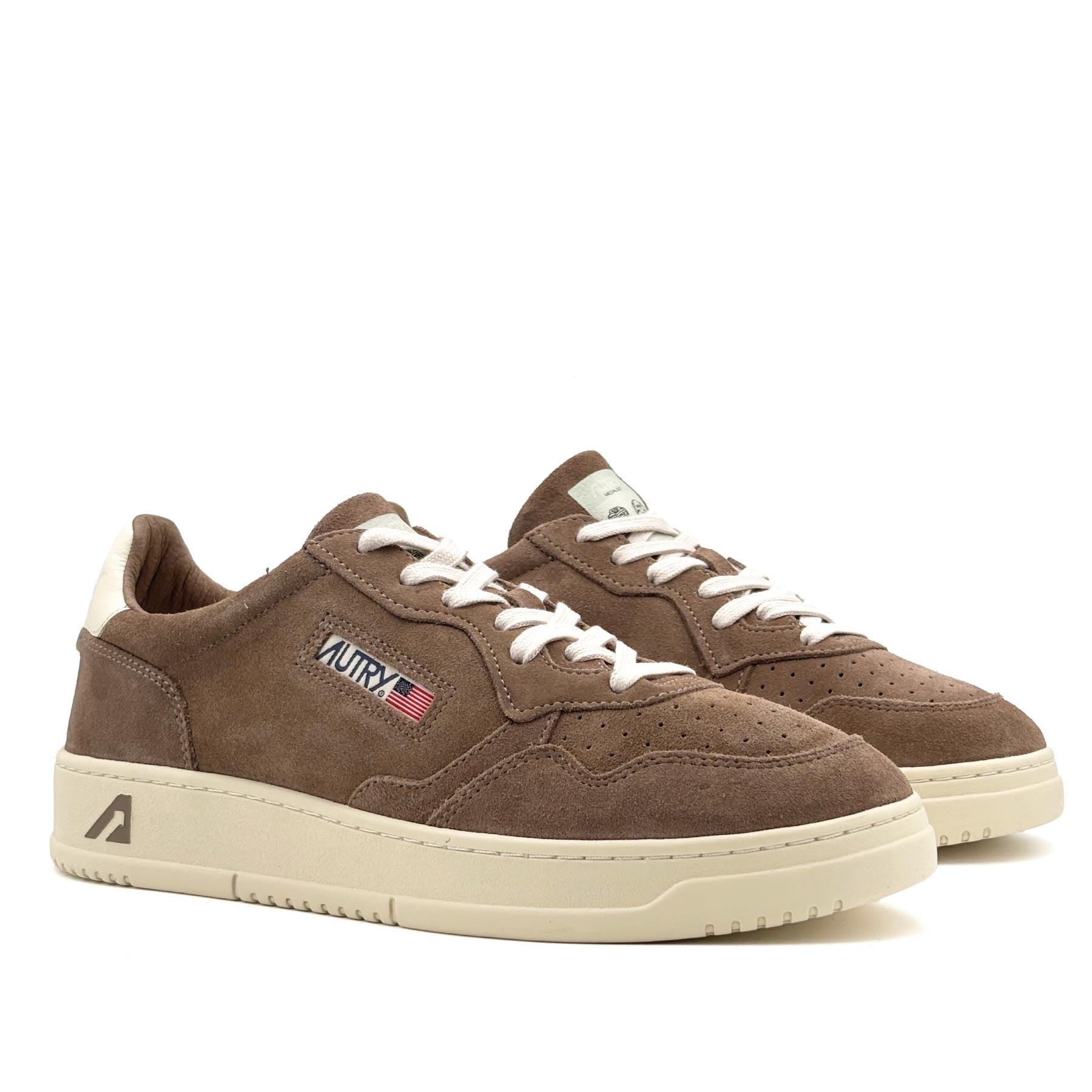 Medalist Low Man Leather Finish Suede Cigar White