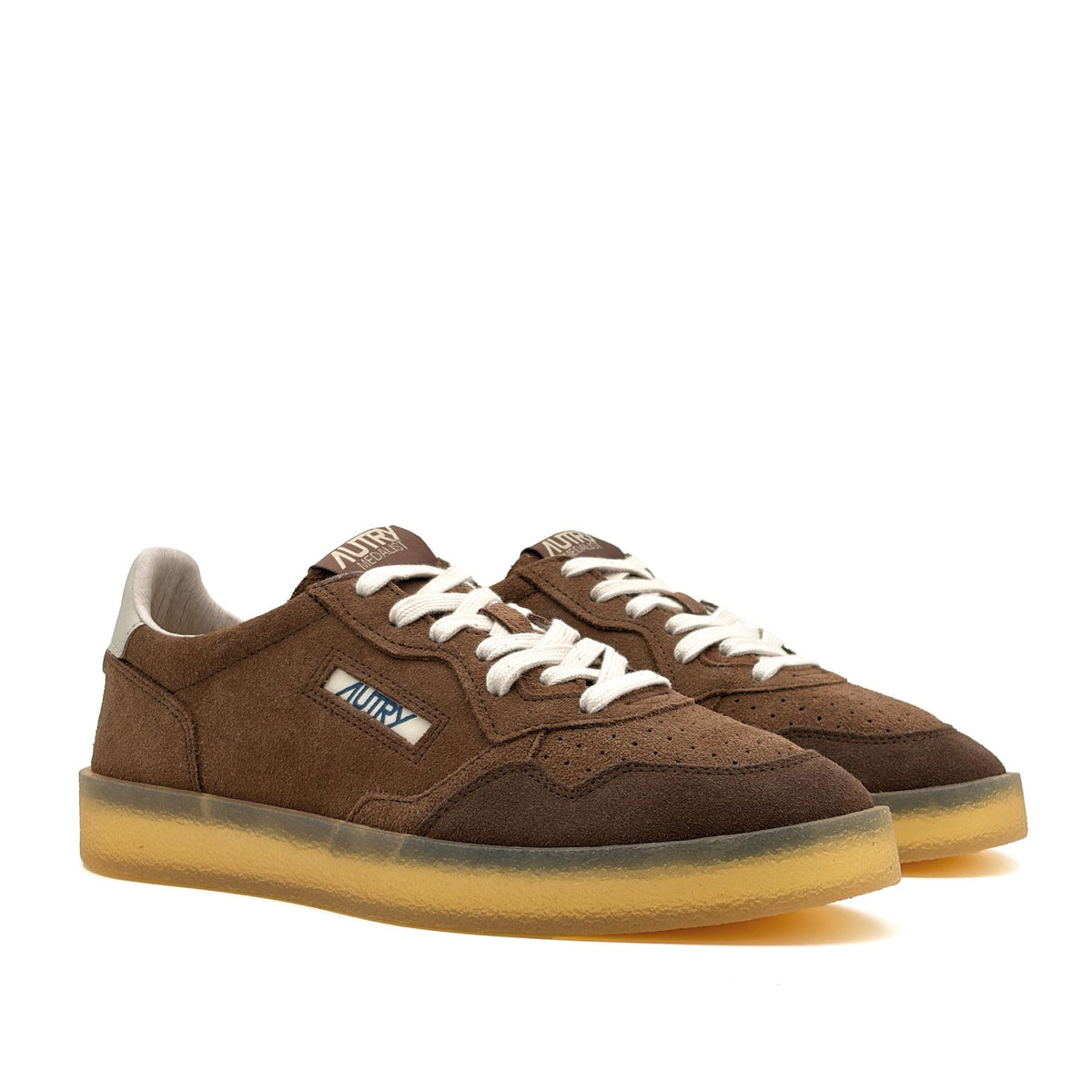 Medalist Low Man Suede Leather Crepe Sigar