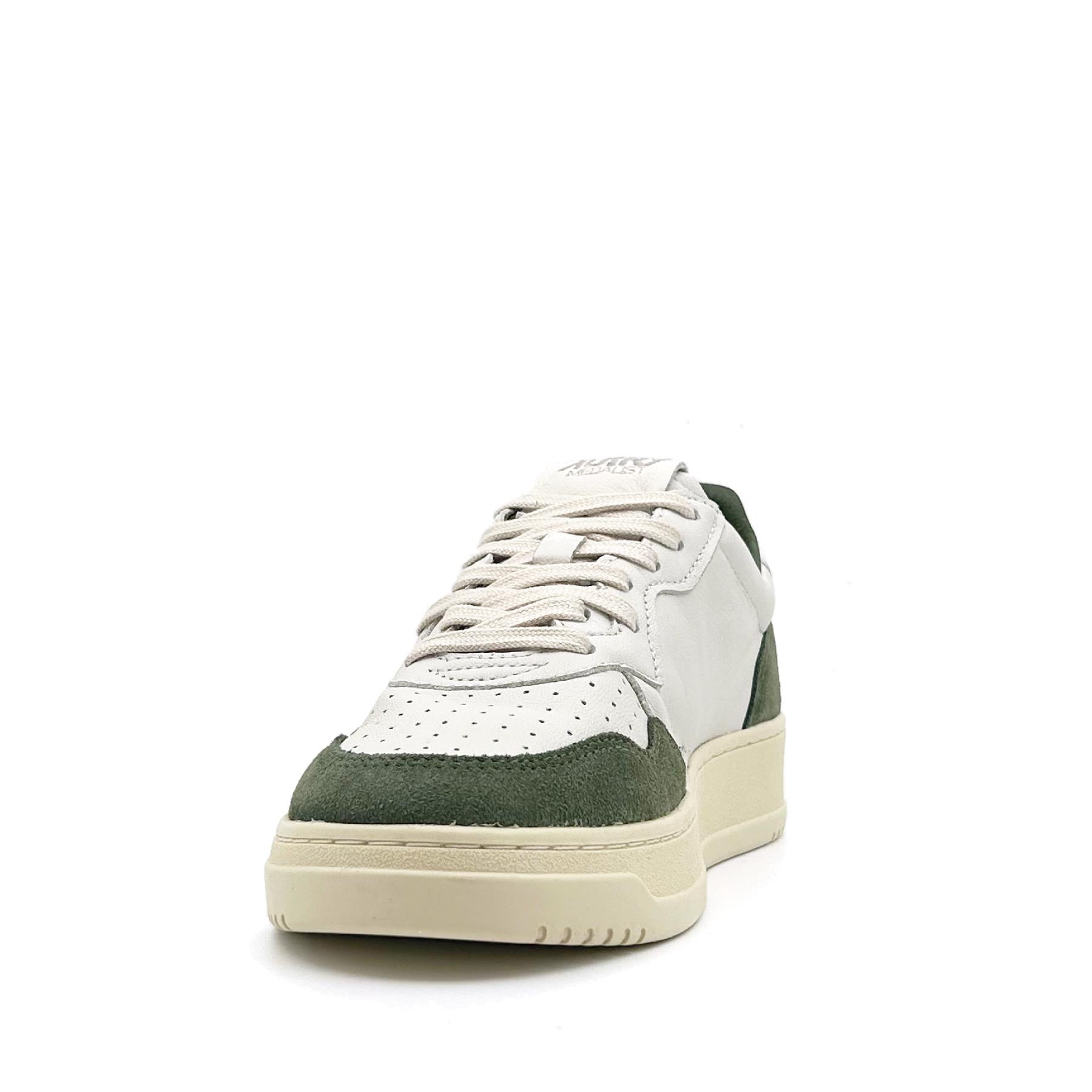 Medalist Low Man White Goat Leather Milit Suede