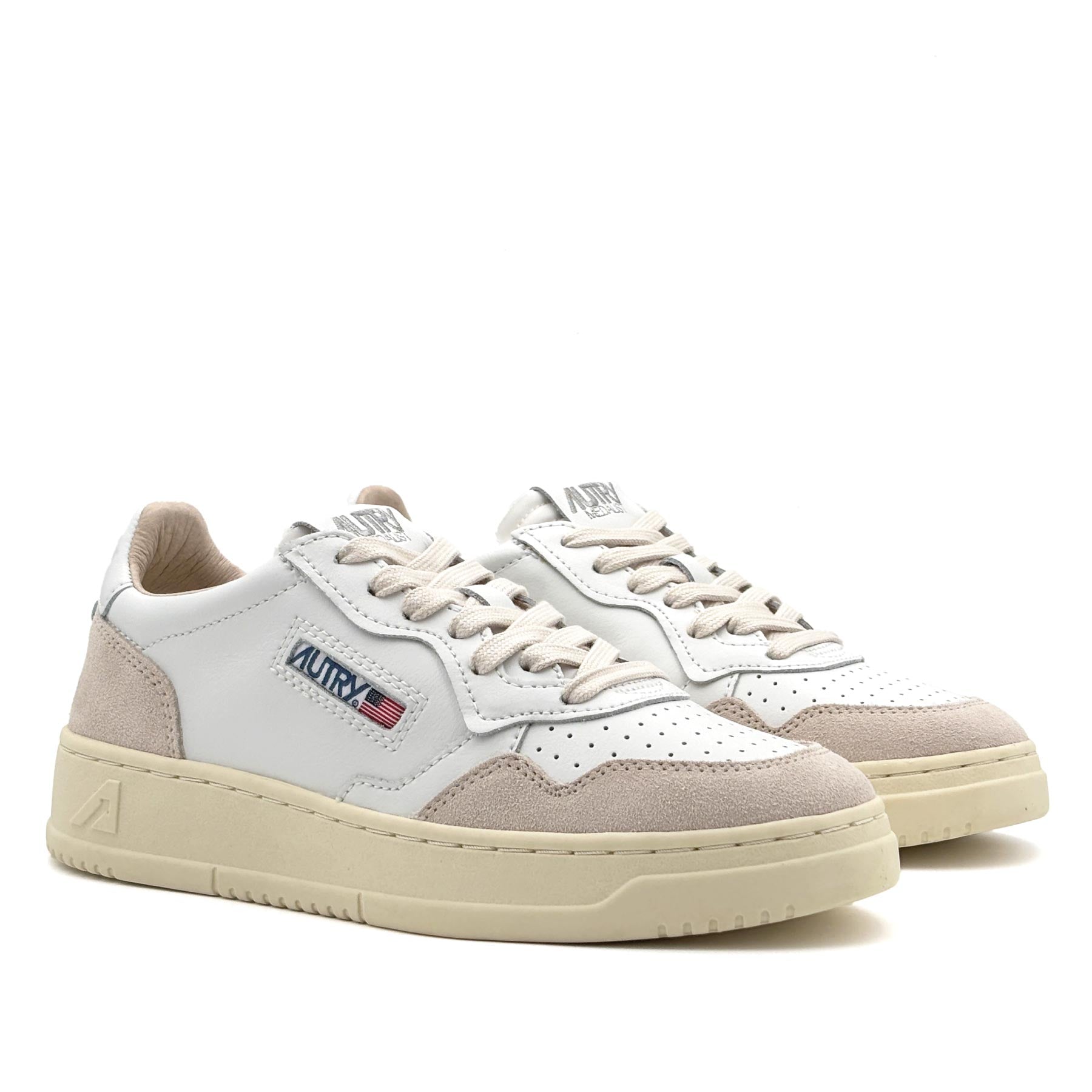 Medalist Low Women Leather Suede White