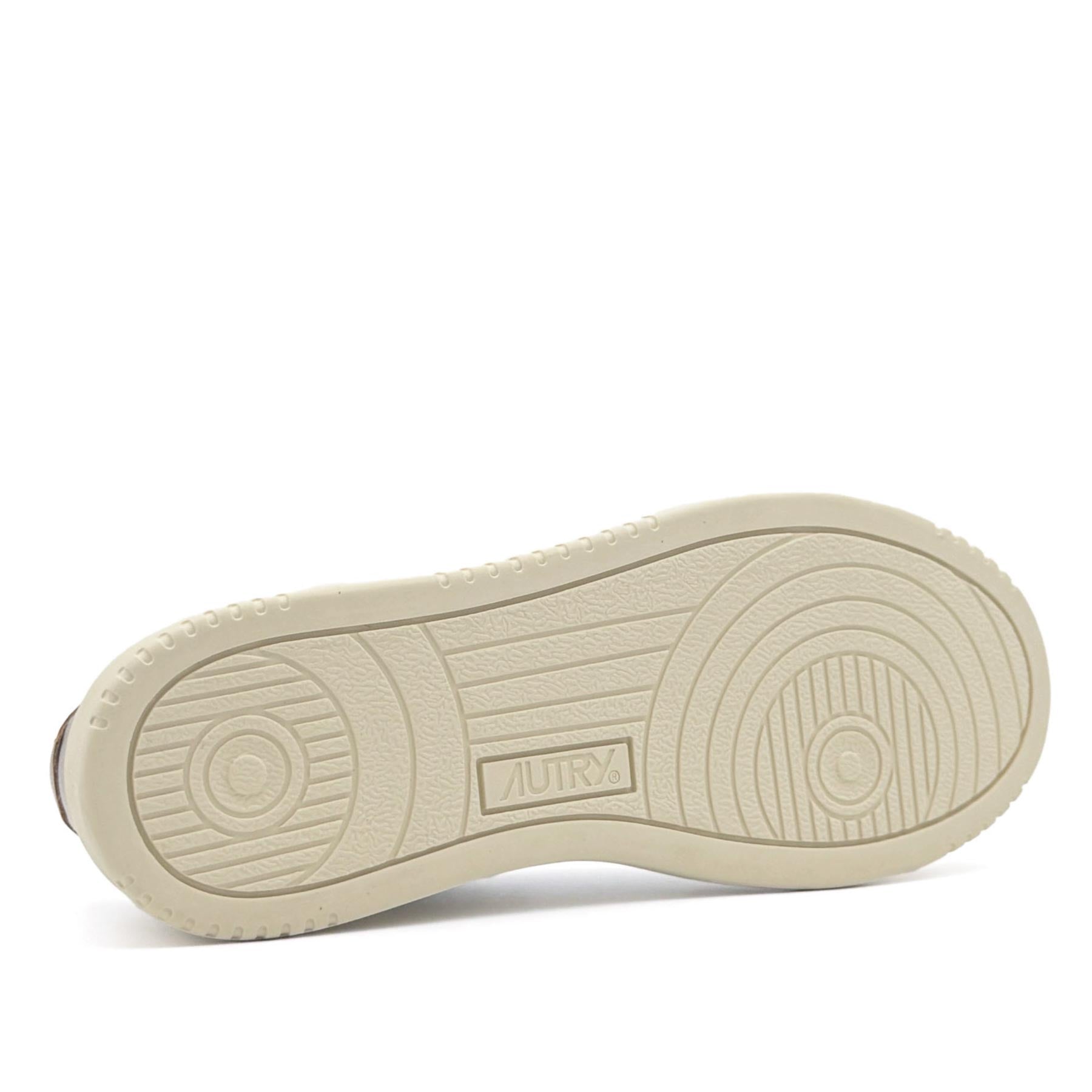 Medalist Low Women Leather White Platinum