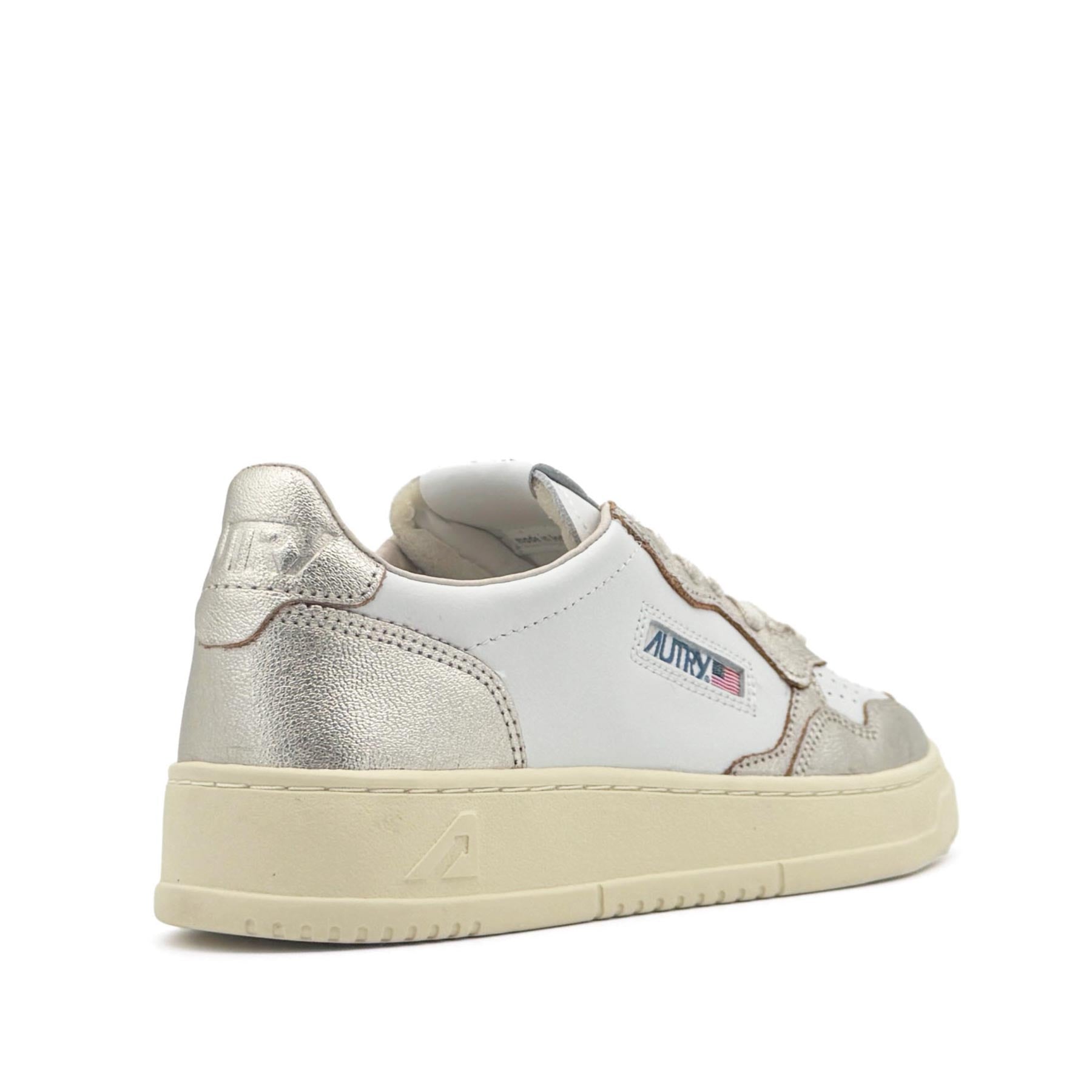 Medalist Low Women Leather White Platinum