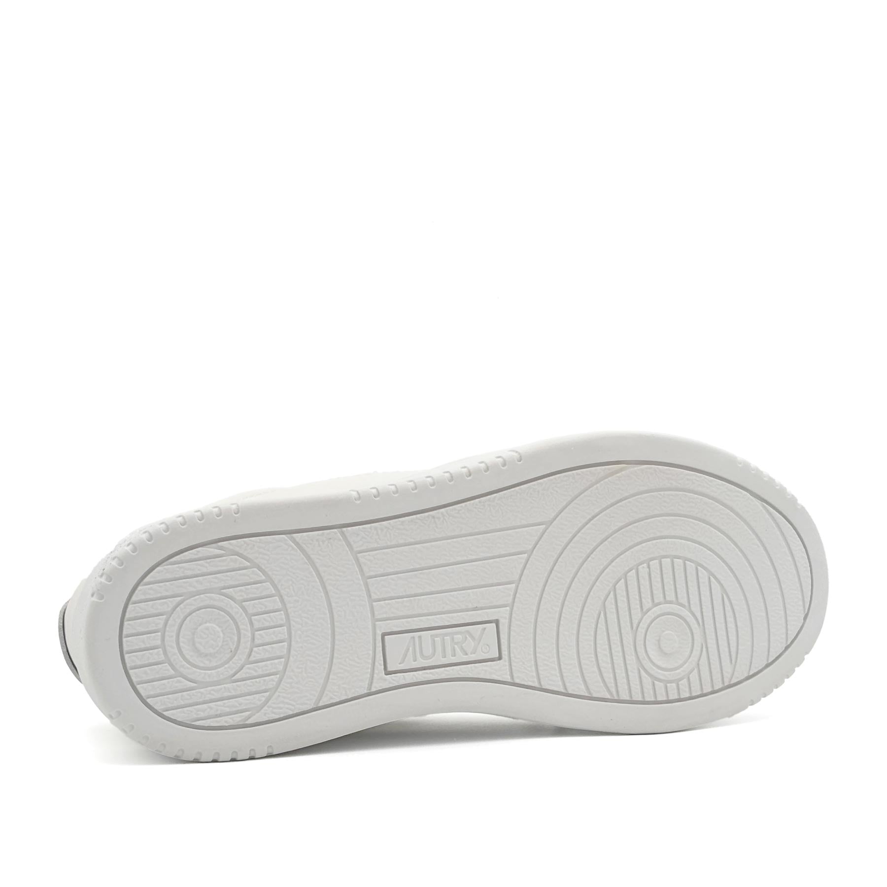 Medalist Low Women Solid Goat White