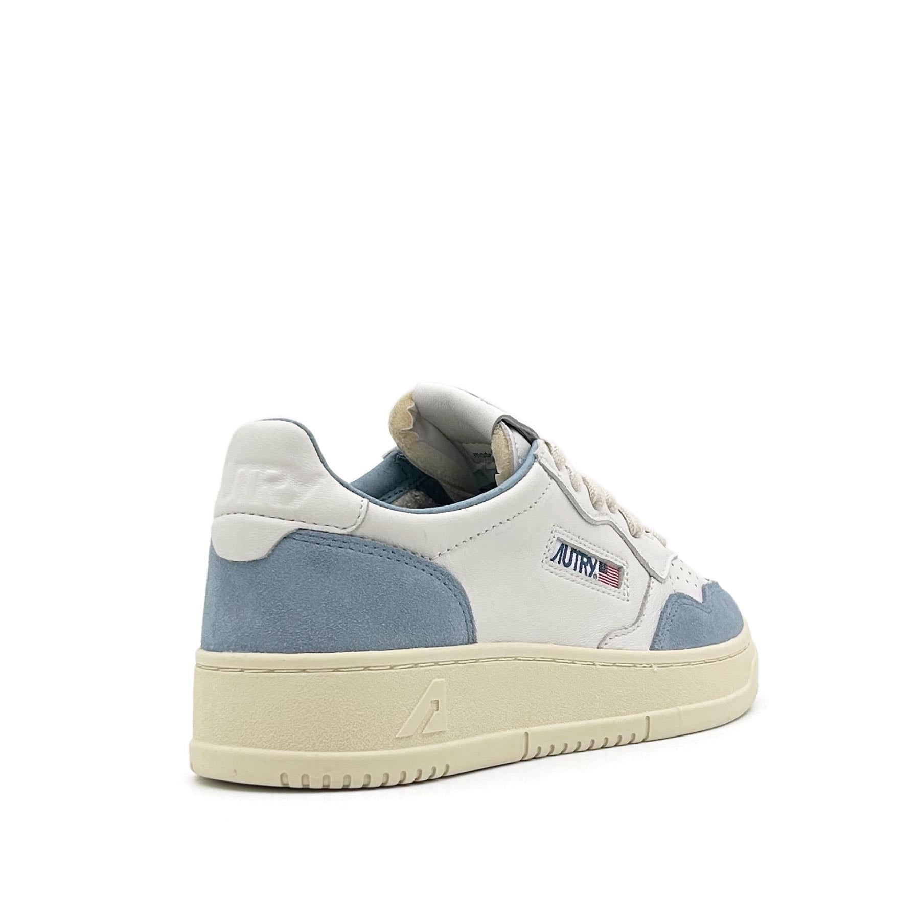 Medalist Low Women White Goat Leather Street Suede