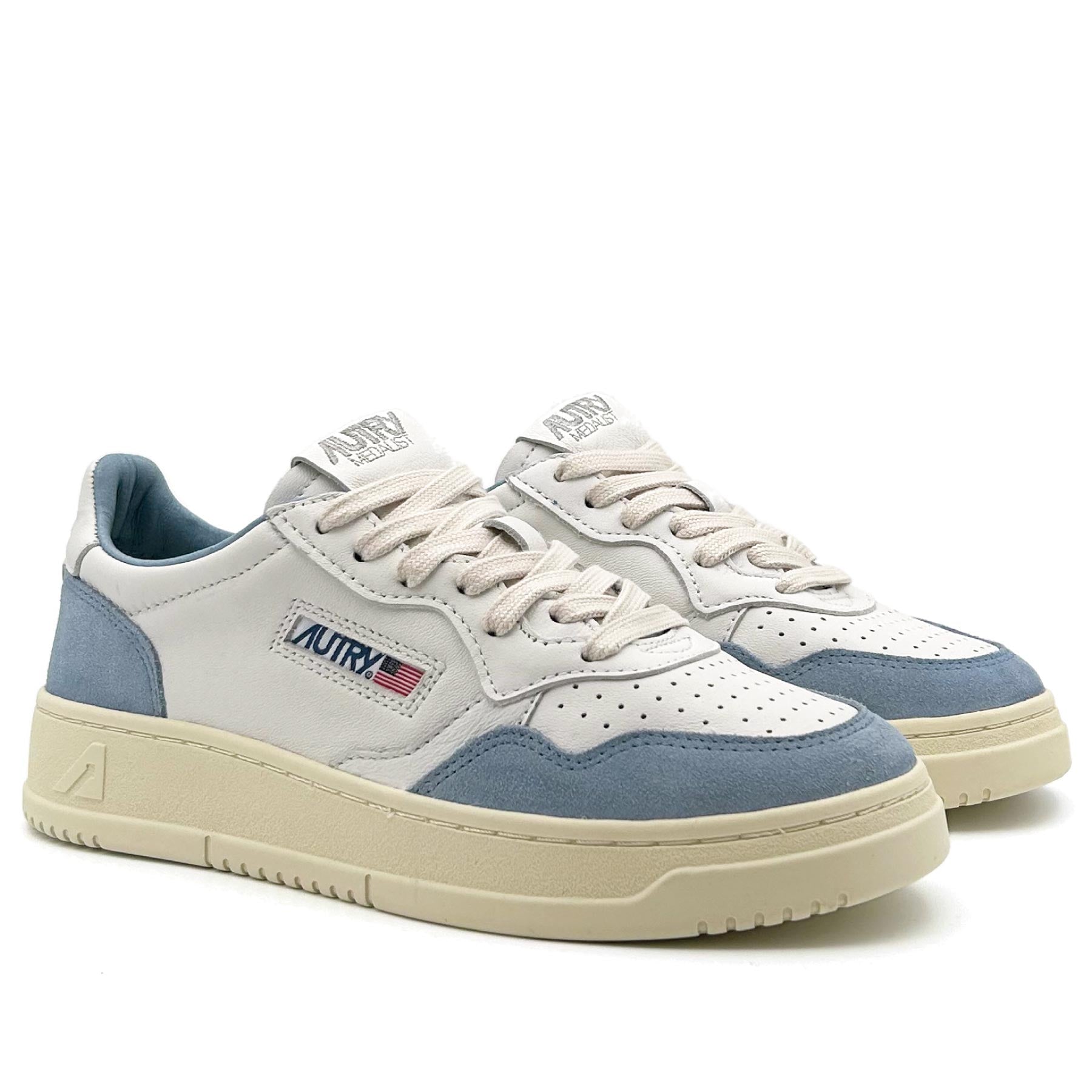 Medalist Low Women White Goat Leather Street Suede