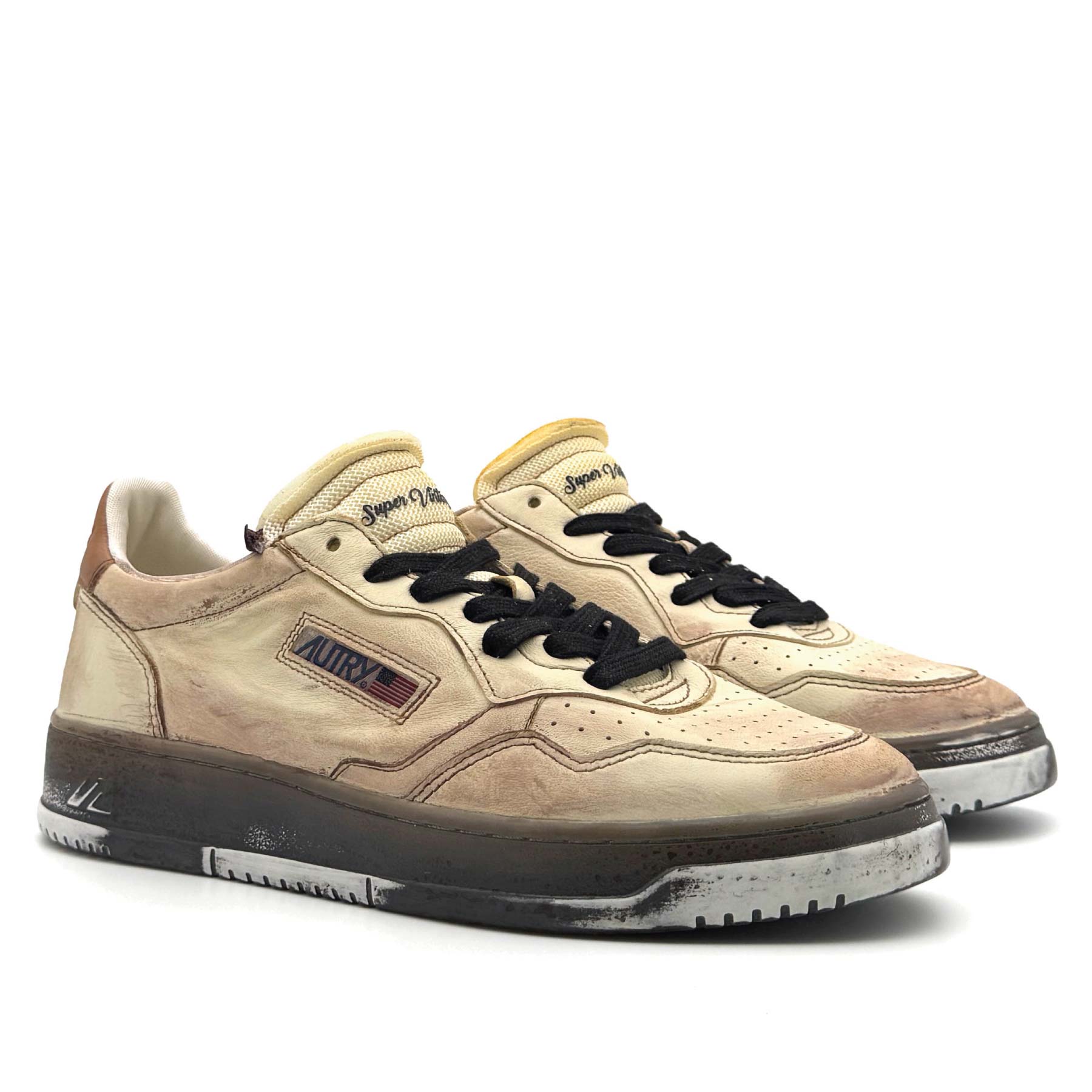 Super Vintage Low Man Leather Dated White Brown Sugar