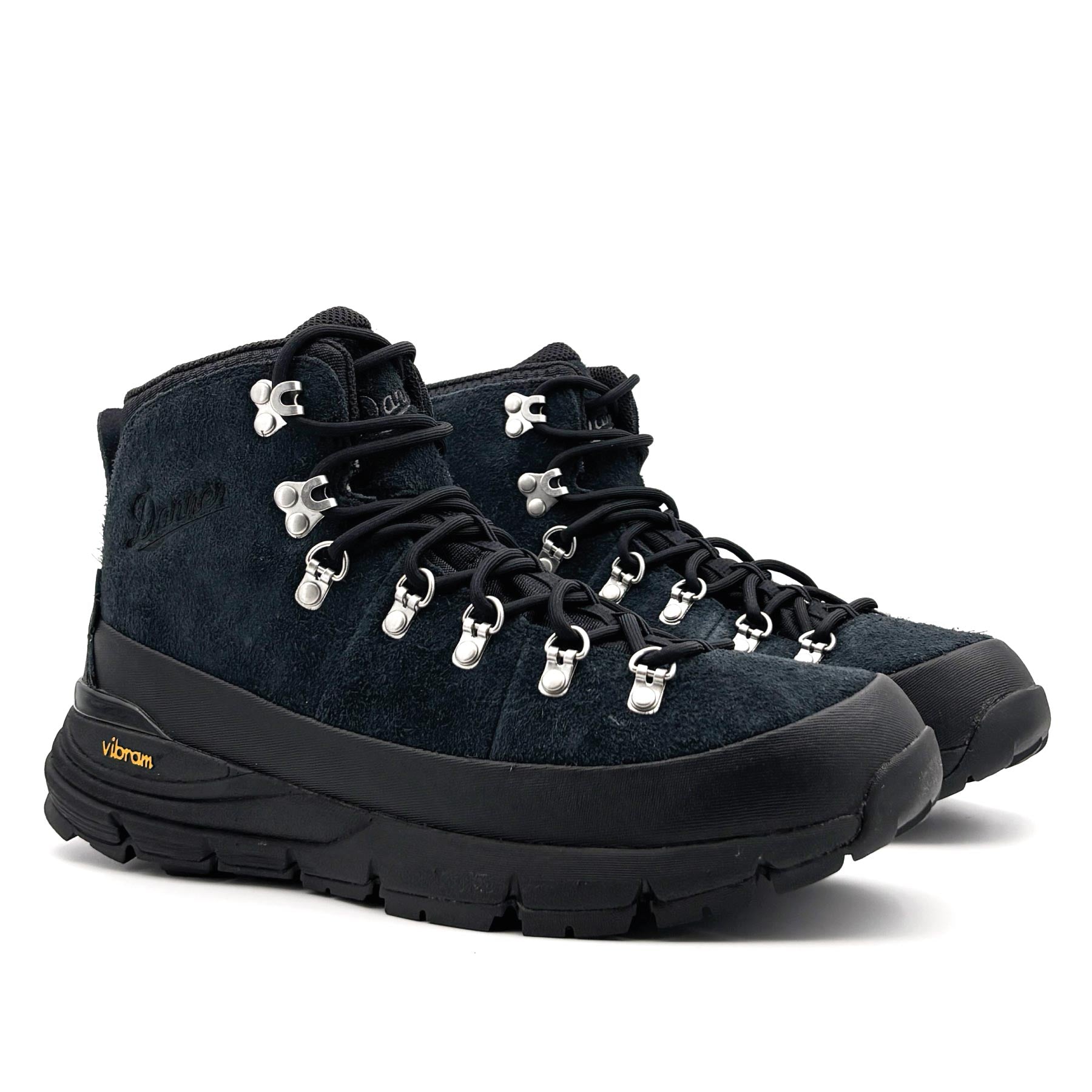 Mountain 600 ID Jet Black GTX