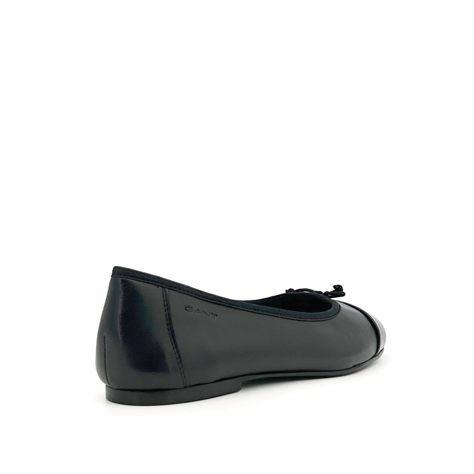 Chadii Ballerina Black Cow Leather