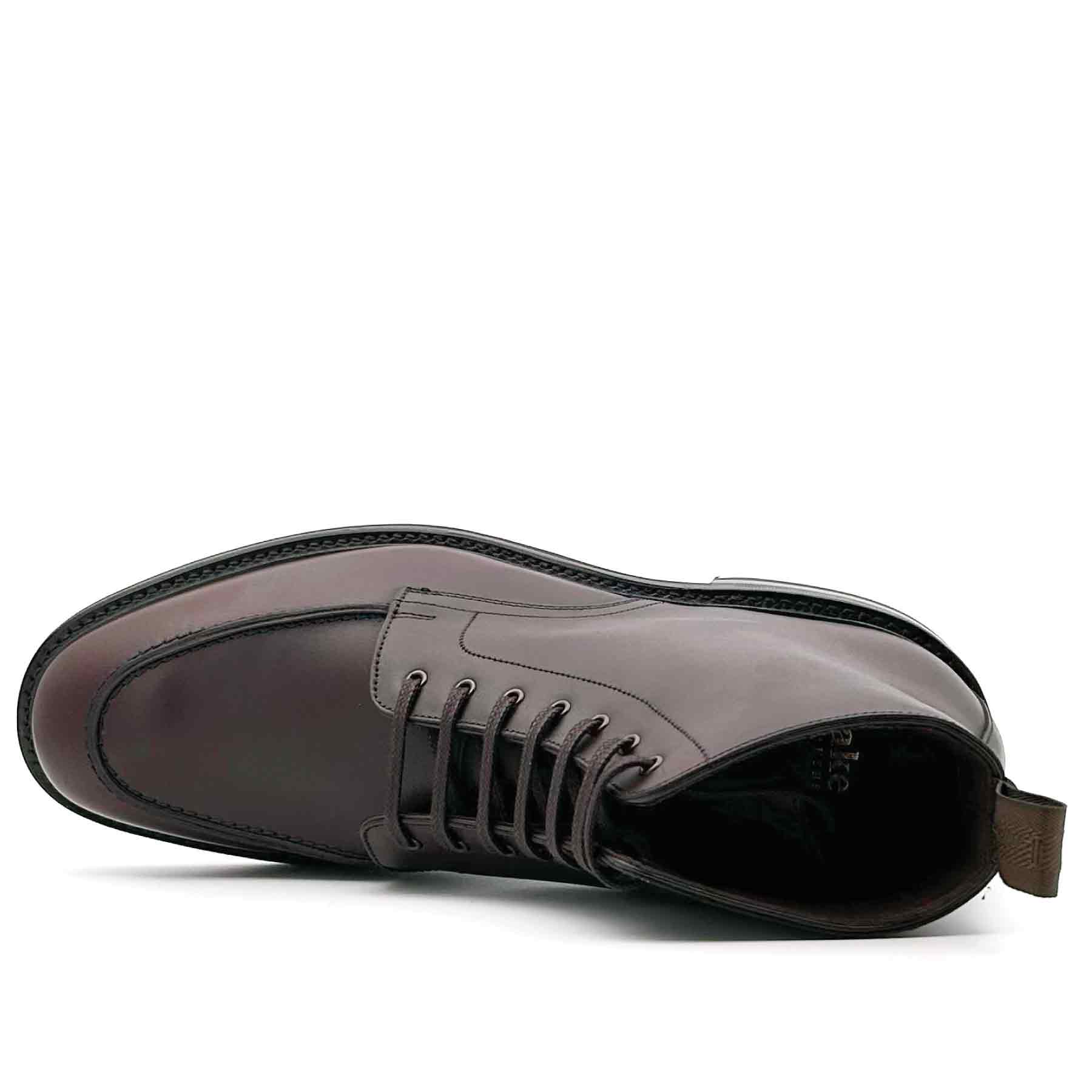 Gisbourne Dark Brown Waxy Leather Apron Boot