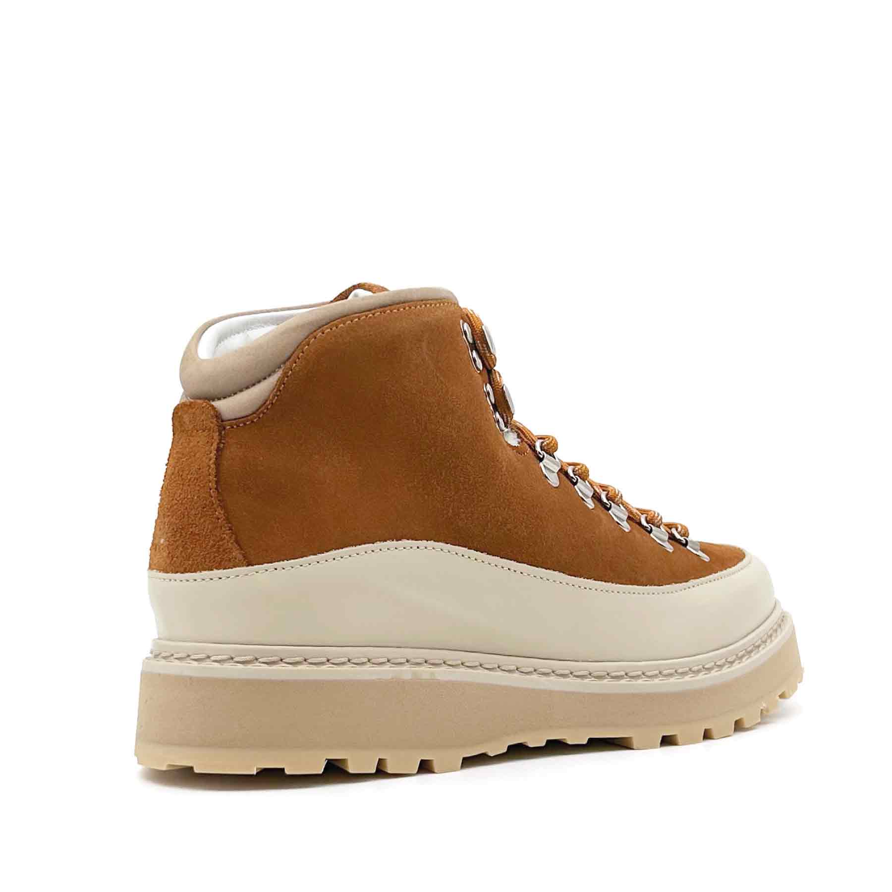 Core Cap Suede Cognac Cream W