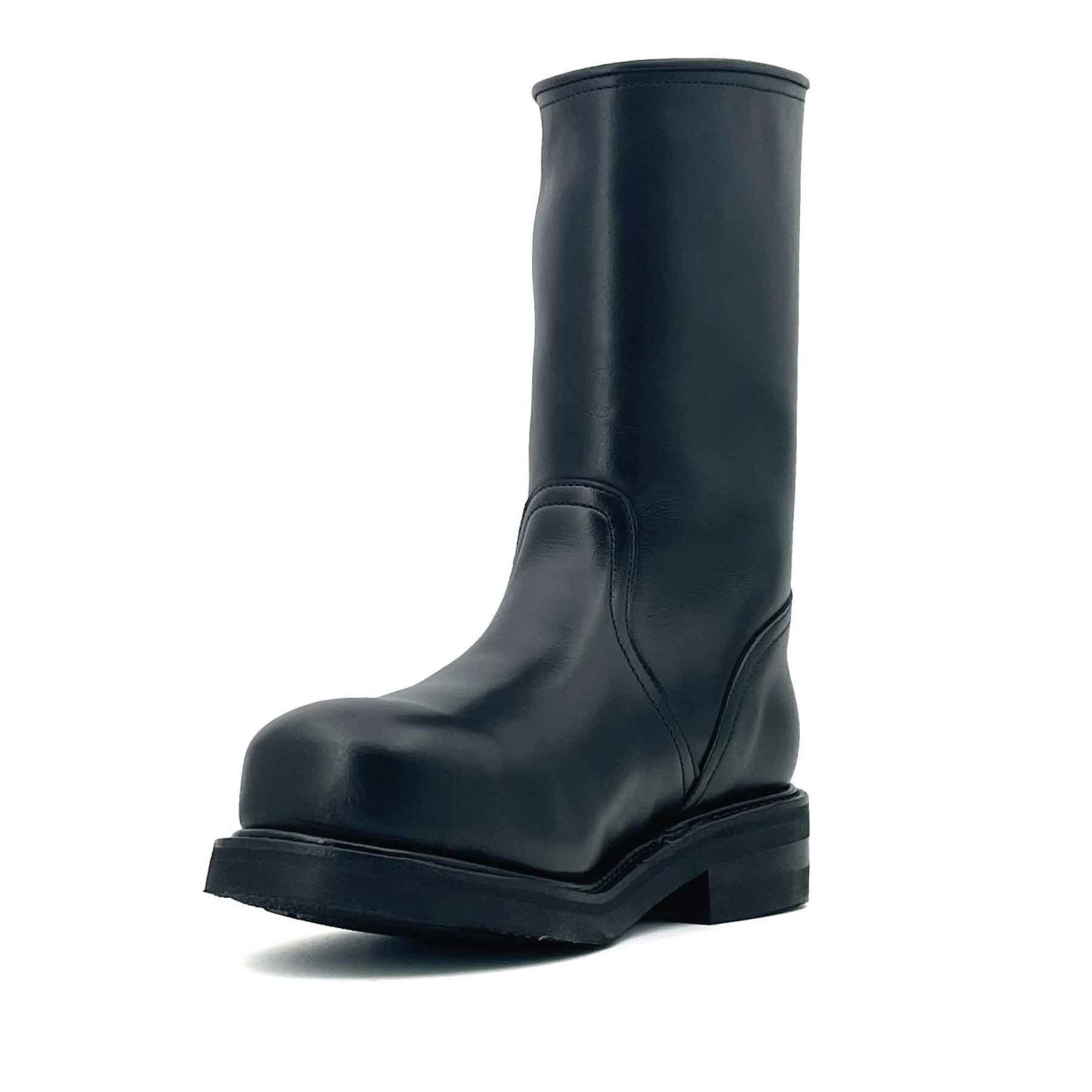 Engineer Box Calf Black