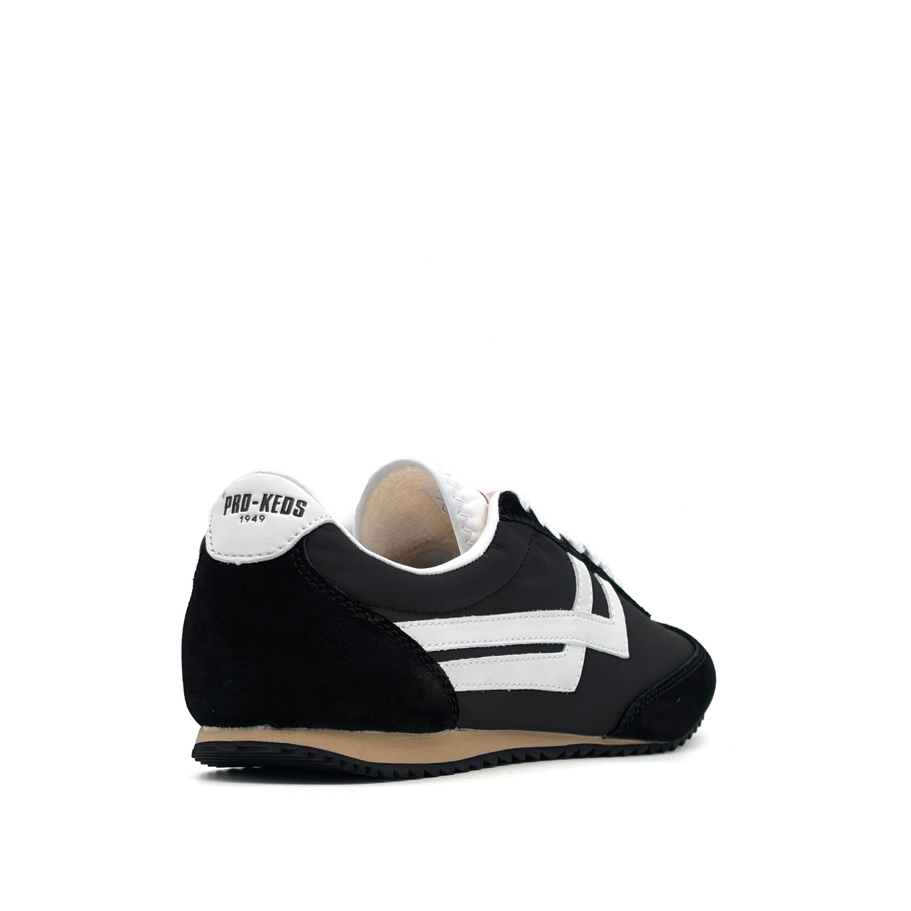 Racer 77 Black White