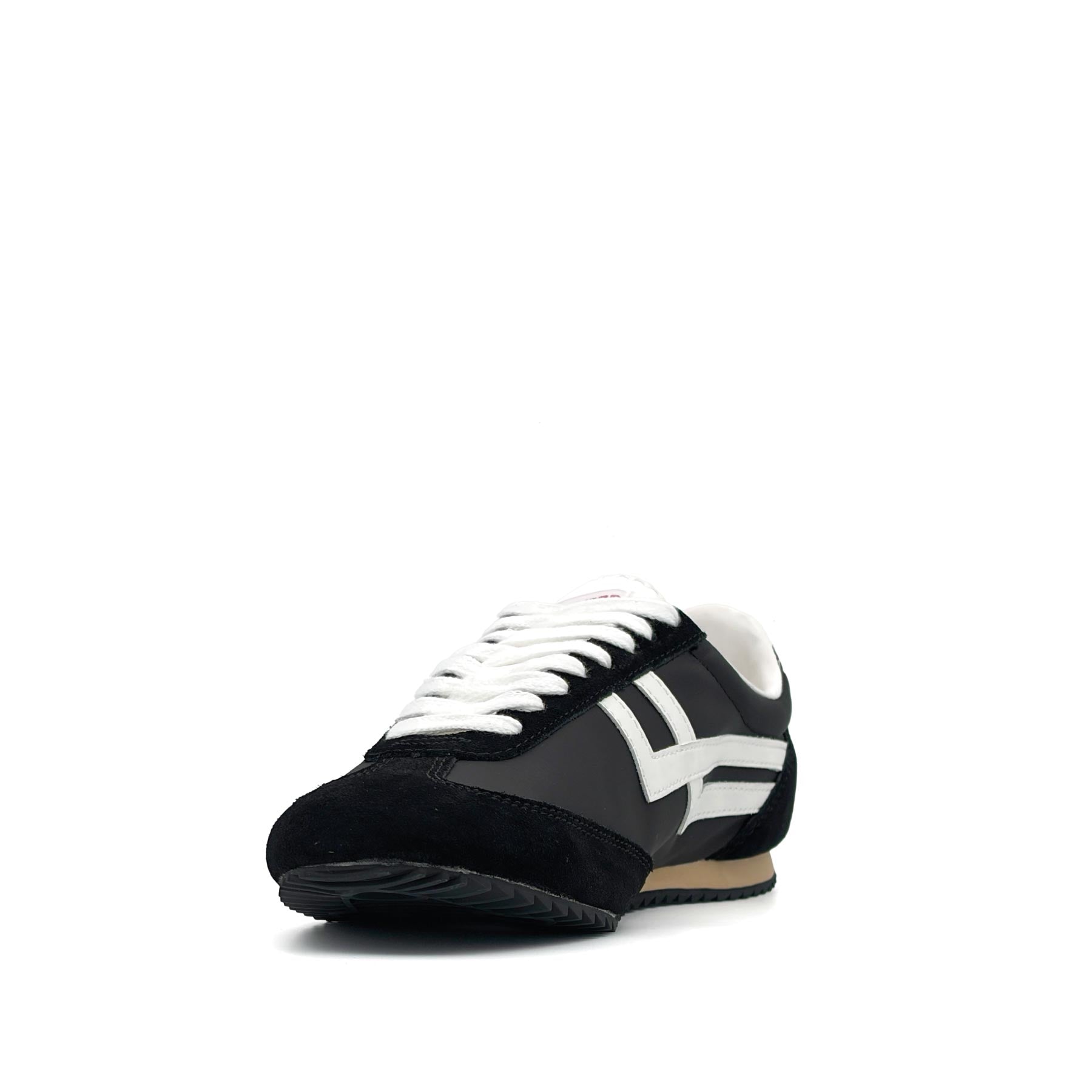 Racer 77 Black White