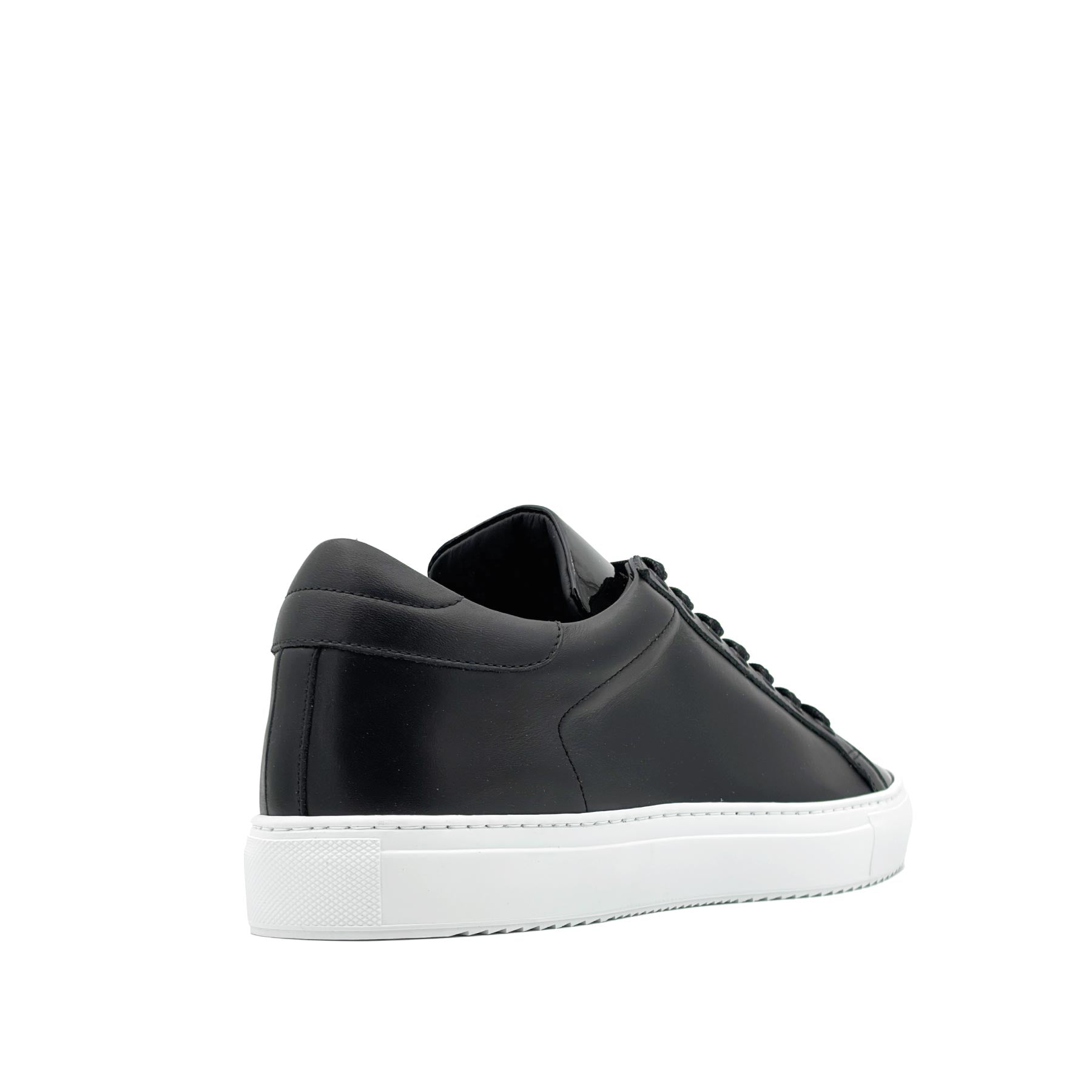 Wingfield Glossy Black