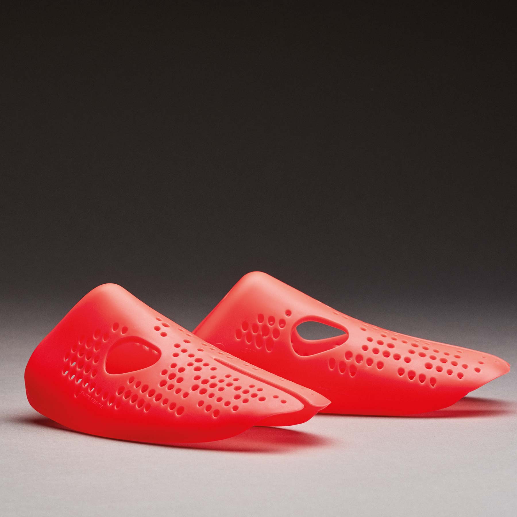 Shoe Tree Calypso Red