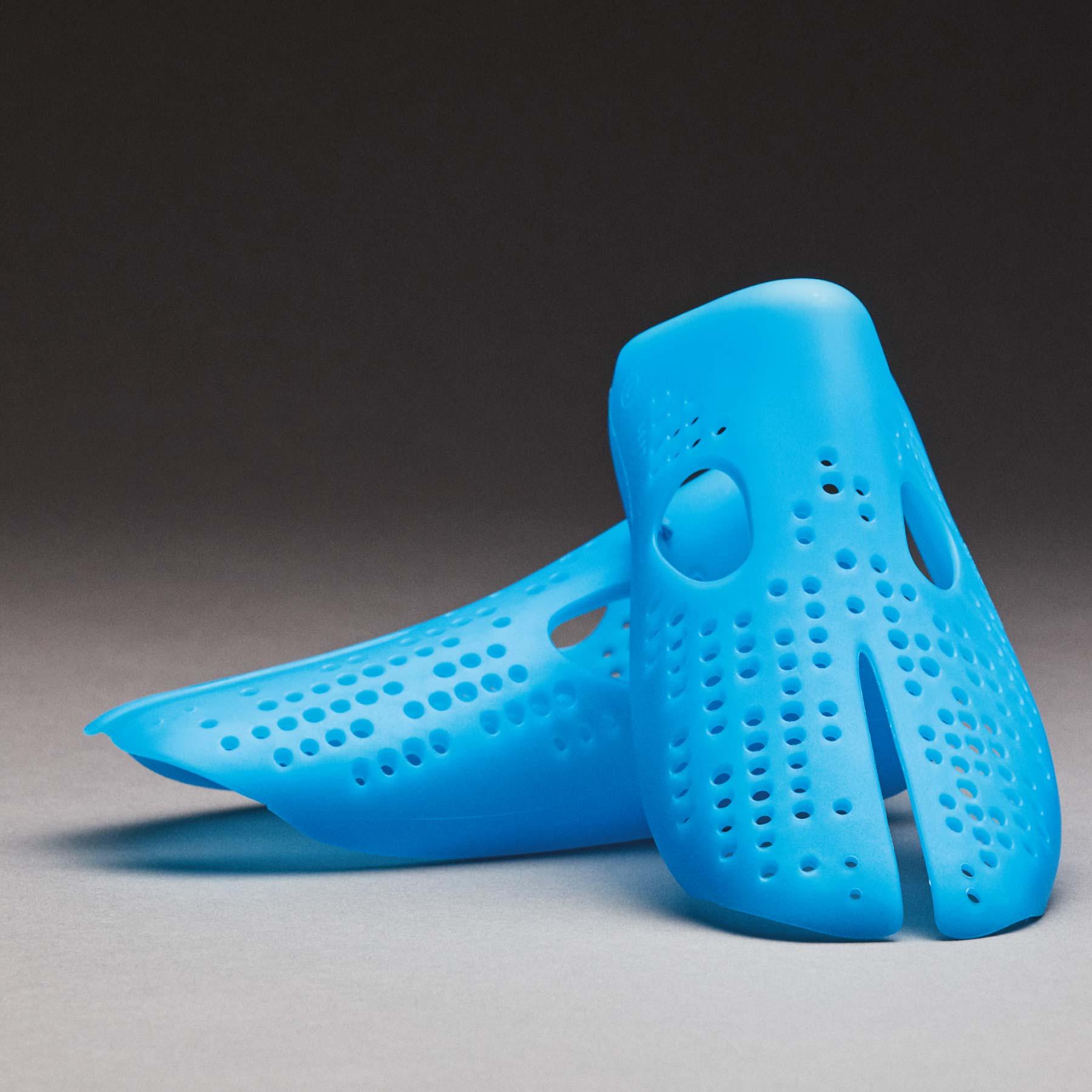 Shoe Tree Vibrant Blue