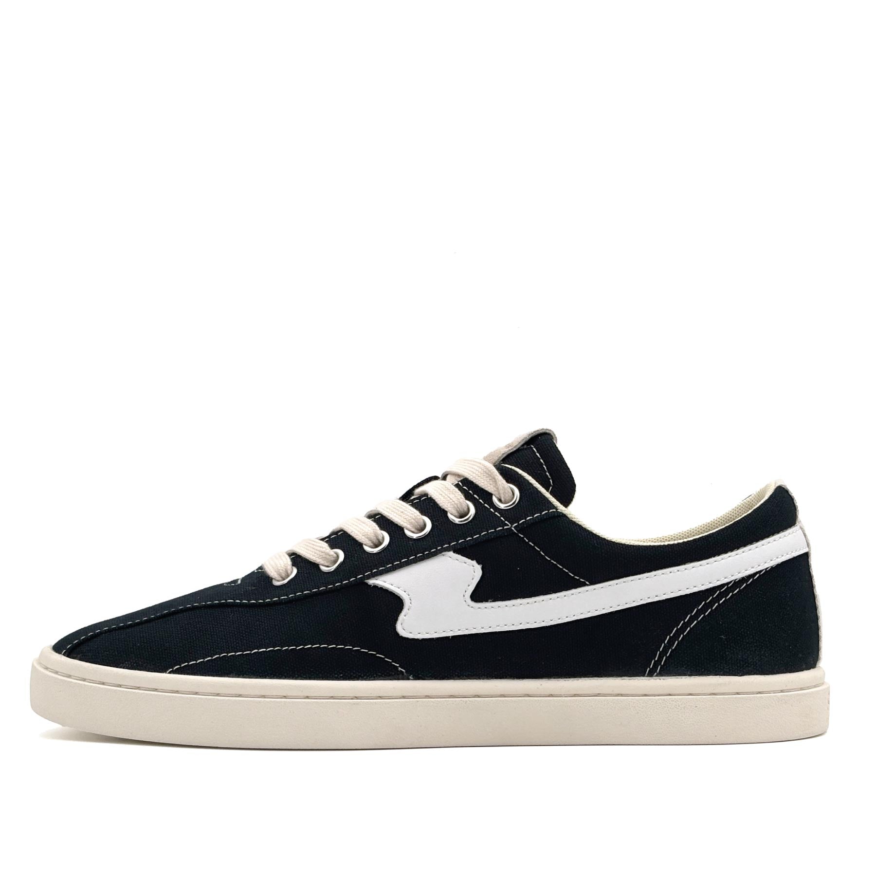 Surma S-Strike Canvas Black White