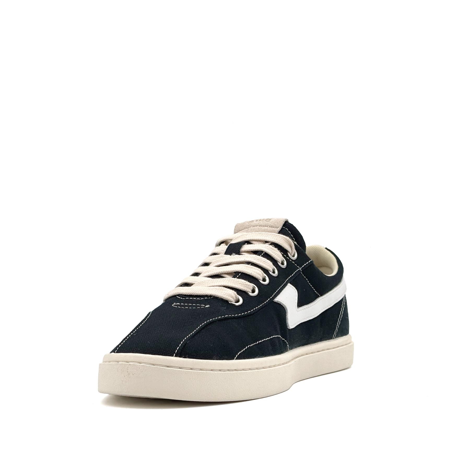 Surma S-Strike Canvas Black White