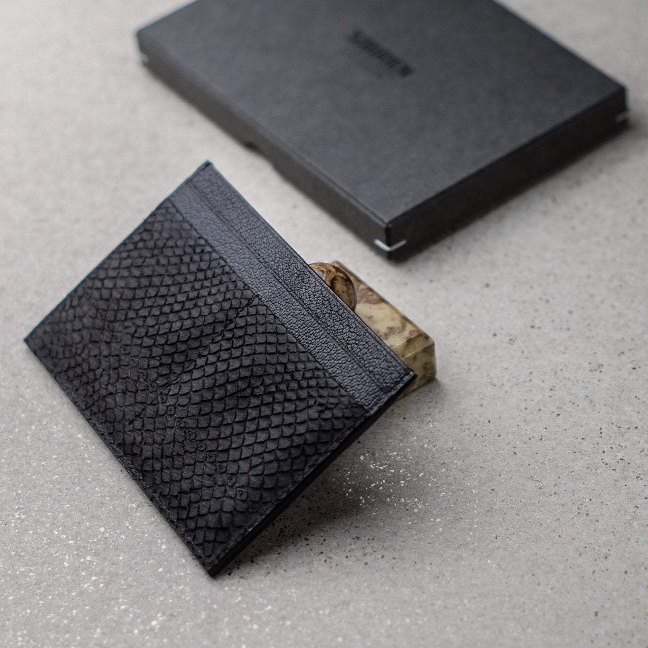 Travel Wallet Minimalist Black