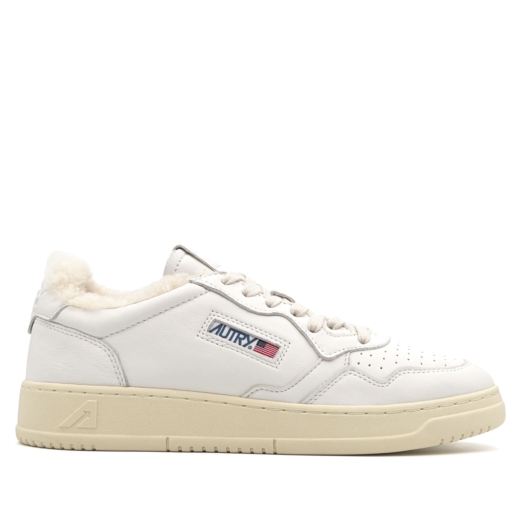Medalist Low Man Goat Shearling White
