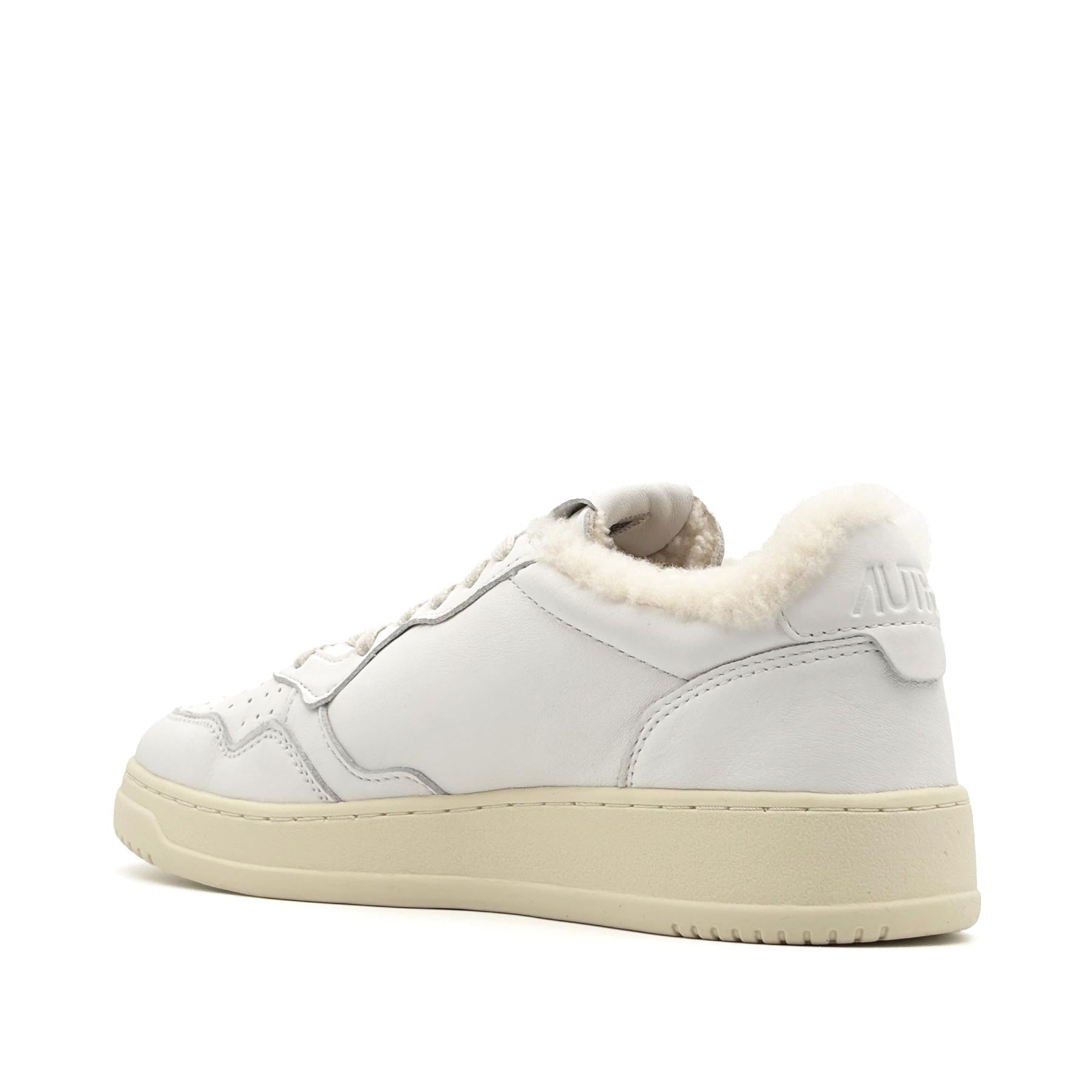 Medalist Low Man Goat Shearling White