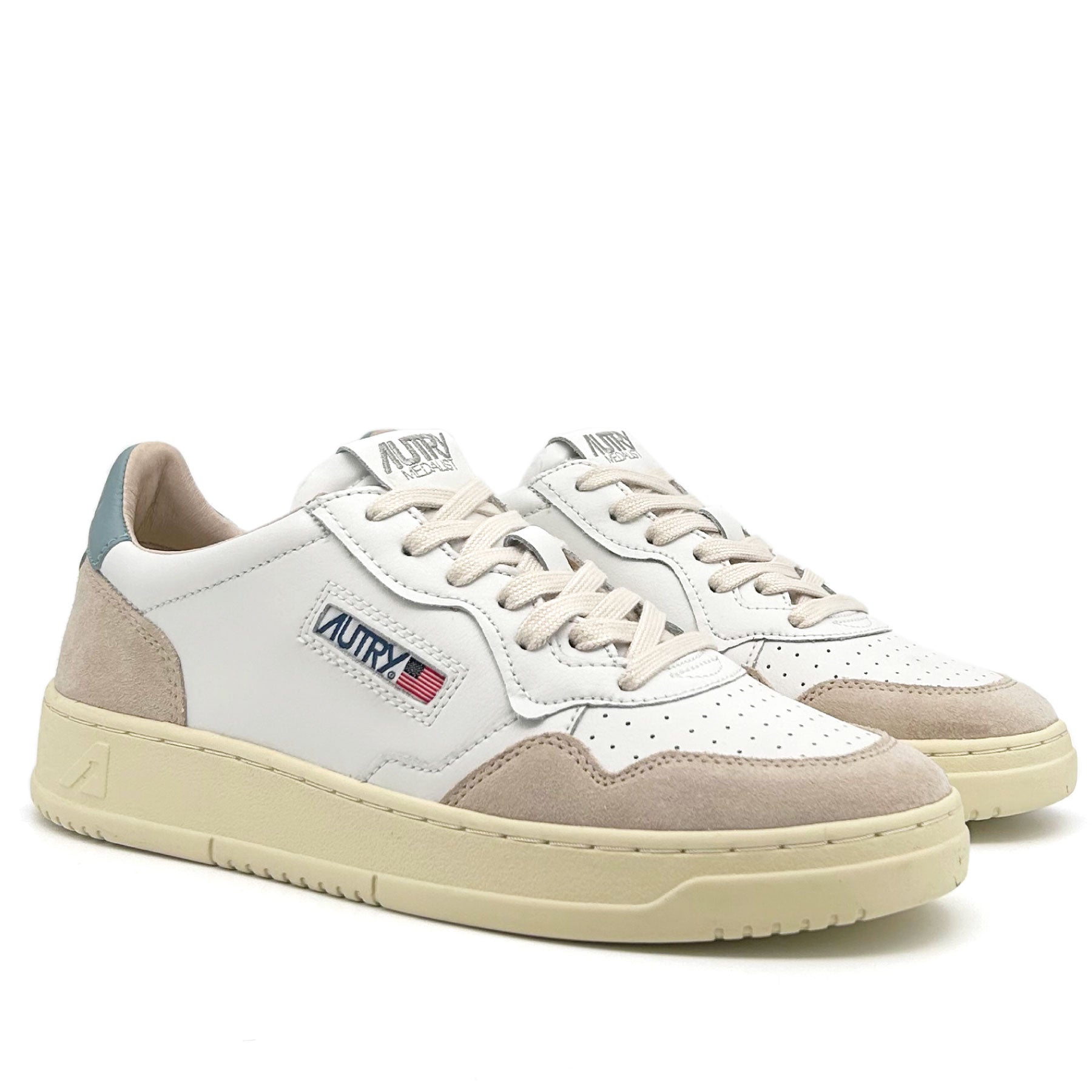 Medalist Low Man Leather Suede White Silver Blue