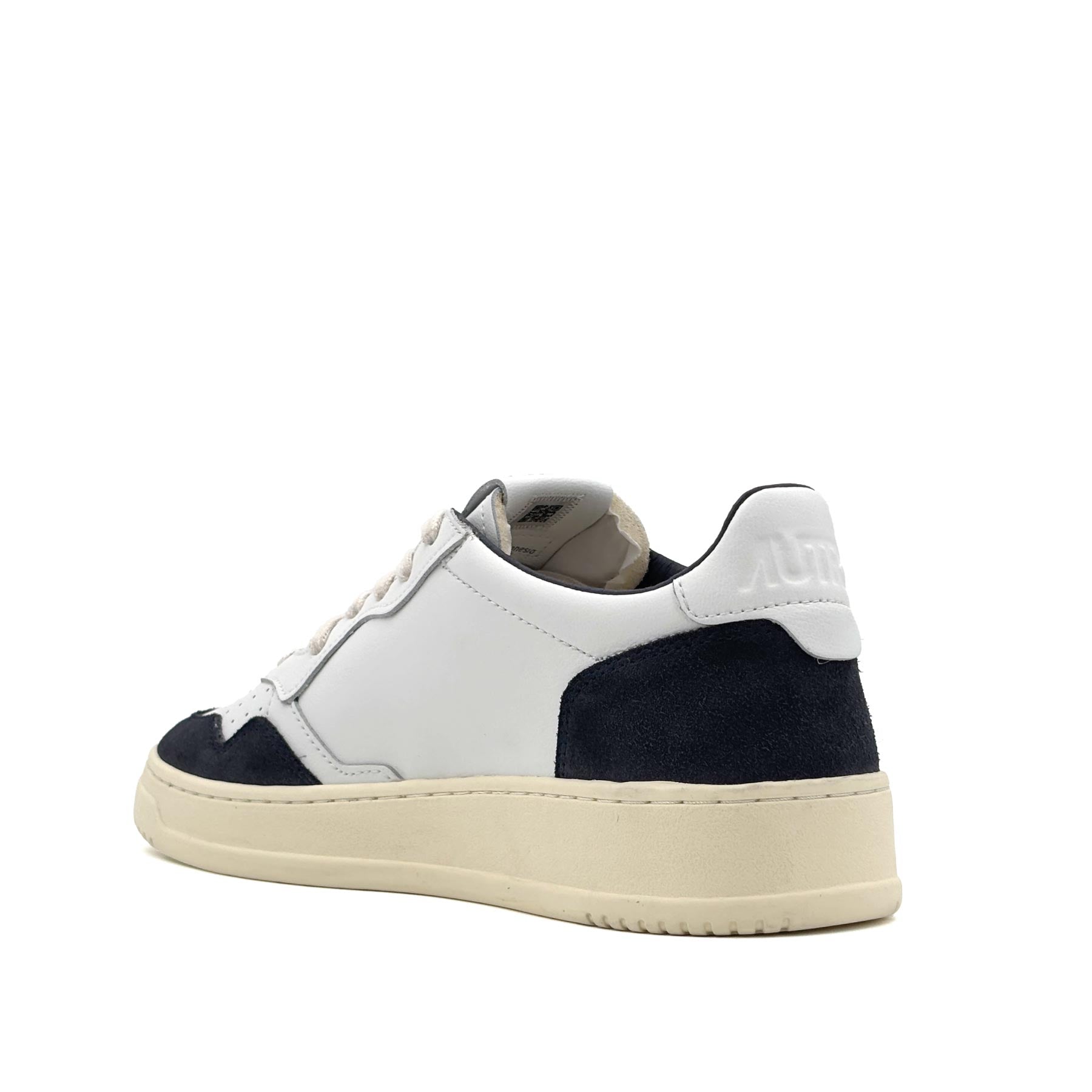 Medalist Low Man Soft Leather Suede White Ocean