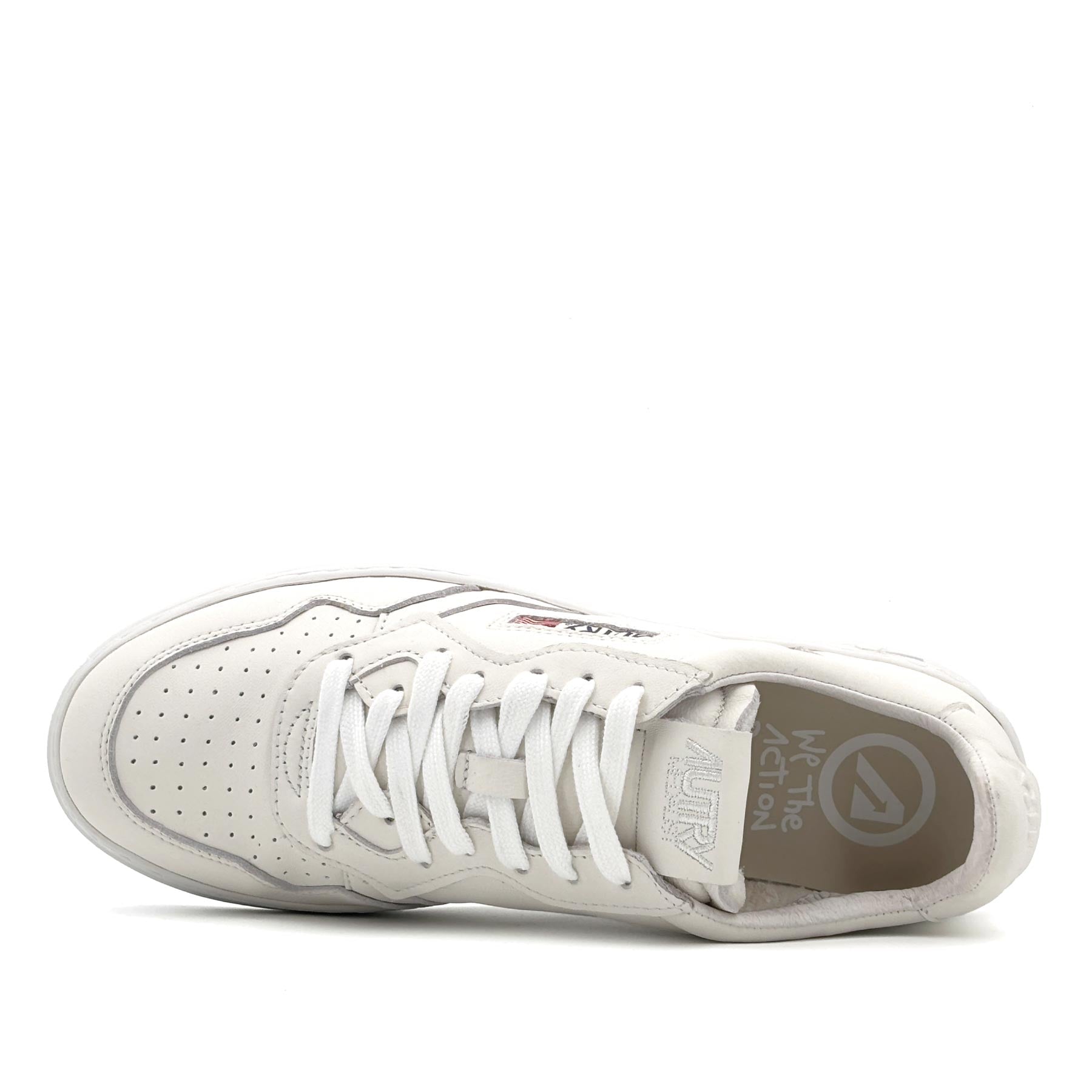 Medalist Low Man Solid Goat White
