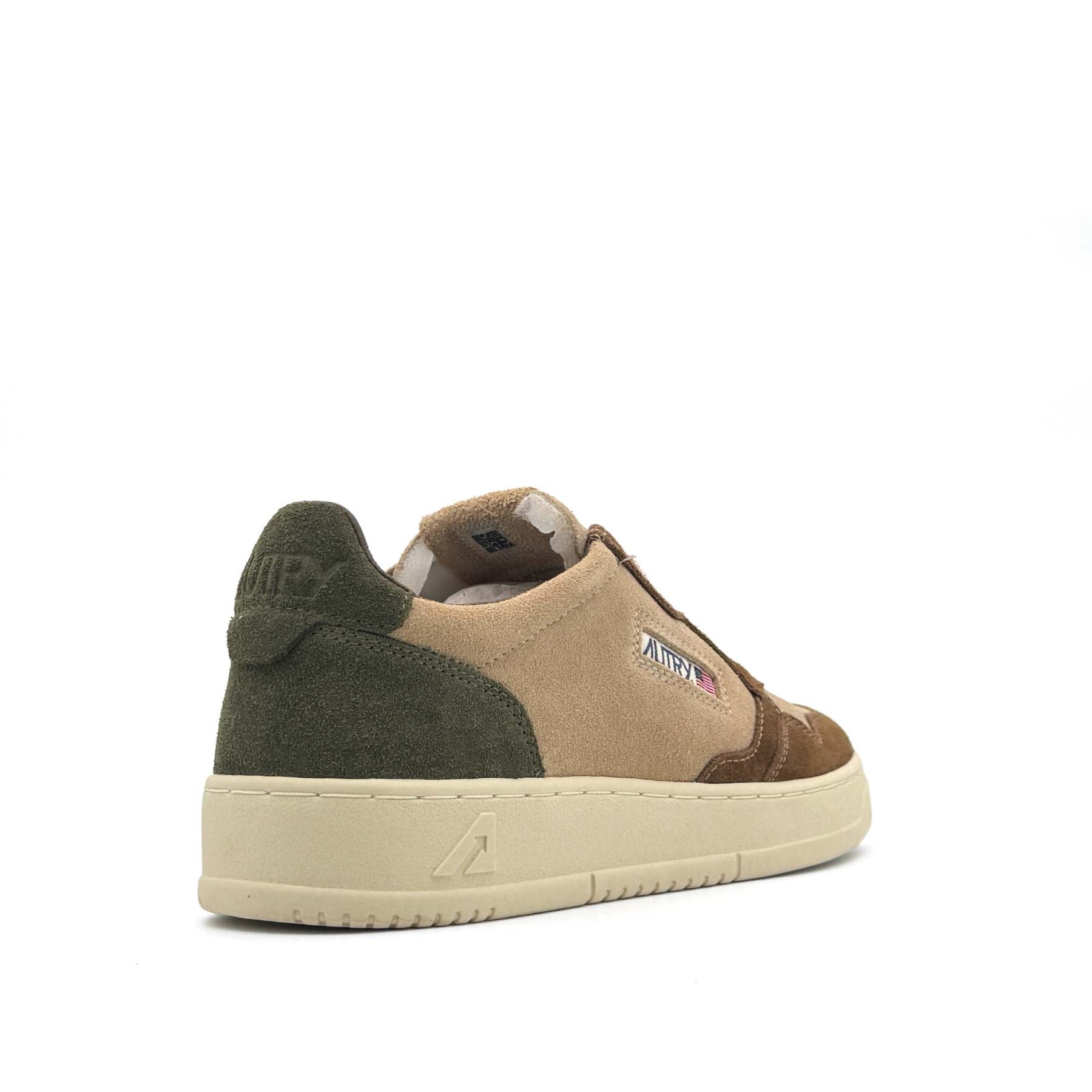 Medalist Low Man Tric Suede Capper Land