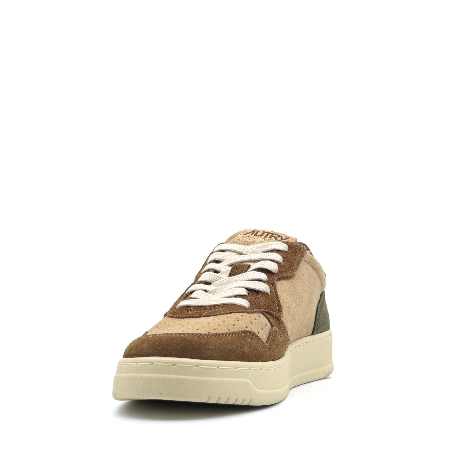 Medalist Low Man Tric Suede Capper Land