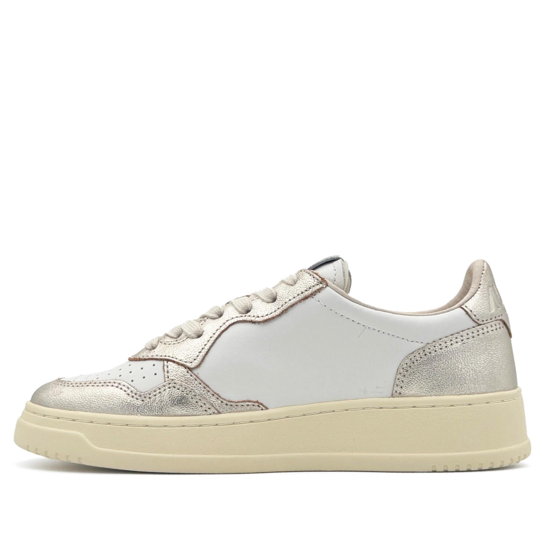 Medalist Low Women Leather White Platinum