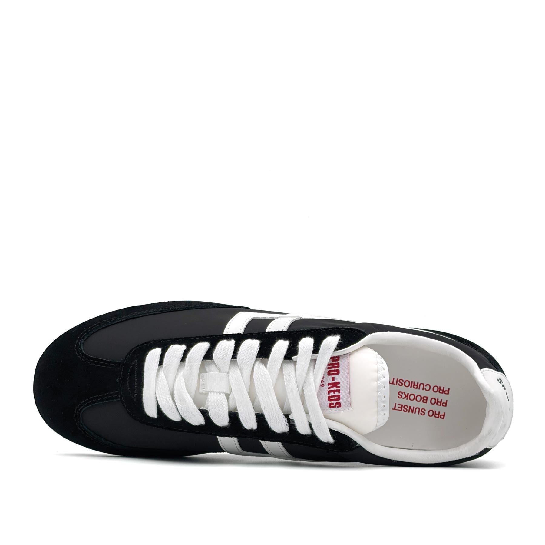 Racer 77 Black White